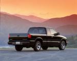 Chevrolet S10 2002 года